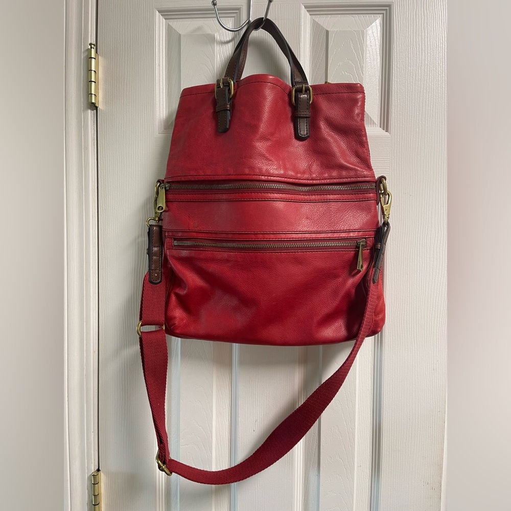FOSSIL Explorer Large Foldover Crossbody Tote